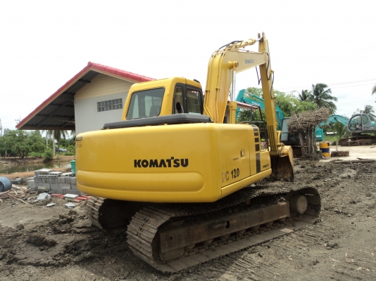 ขายด่วน  KOMATSU PC 120-6  นำเข้ายังไม่เคยใช้งานในไทยอาร์มพิเศษ  ใบแทรค  70  สวย  เครื่องปั้มดี  ไฟฟ้าครบ  ใช้งาน 6000 กว่าชม.