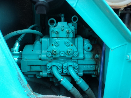 ขายด่วน Kobelco SK120-3 มาร์คไฟว์ซุปเปอร์ อาร์มพิเศษ ใบแทรค 70 เครื่องปั้มดี สวย สีเดิมๆๆ นำเข้าเองจากญี่ปุ่นจ้า ขายด่วน Kobelco SK120-3 มาร์คไฟว์ซุปเปอร์ อาร์มพิเศษ ใบแทรค 70 เครื่องปั้มดี สวย สีเดิมๆๆ นำเข้าเองจากญี่ปุ่นจ้า