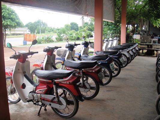 ขายฮอนด้าดรีม คุรุสภา สภาพสวยพร้อมใช้งาน (ทะเบียนพร้อมชุดโอน ) ขายฮอนด้าดรีม คุรุสภา สภาพสวยพร้อมใช้งาน (ทะเบียนพร้อมชุดโอน )