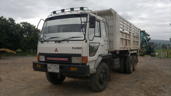 ขายรถบรรทุก 10 ล้อดั้มดิน MITSUBISHI  2เพลา