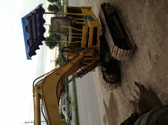 แบคโฮเล็ก พร้อมใช้งาน