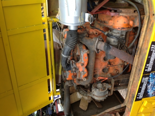 แบคโฮเล็ก พร้อมใช้งาน