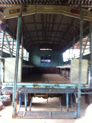 ISUZU NKR 110 HP 4BE1 ปี 34 กระบะเหล็กมีหลังคาโดยสารความยาว 4.50 เมตรสภาพสวย เครื่องแห้งแรงดีไม่มีเยิ้ม ภายในเก๋งบางเดิมๆคอนโซลภายในสวยครบ เกียร์ยาว ช่วงล่างเดิมๆคัชซีสวยไม่มีดาม ยาง 7.50 ขอบ 16 สภาพดี 80\% พร้อมบรรทุกพร้อมใช้งาน เอกสารทะเบียนภาษีครบพร้อมโ