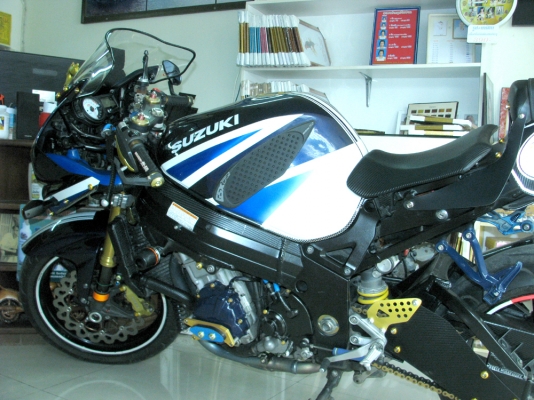 ขายด่วนGSXR 1000 K3 inv+สรรพสามิตรตัวจริง ขายด่วนGSXR 1000 K3 inv+สรรพสามิตรตัวจริง