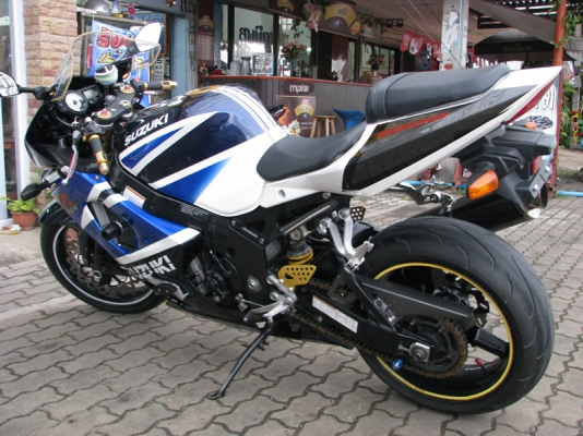 ขายด่วนGSXR 1000 K3 inv+สรรพสามิตรตัวจริง ขายด่วนGSXR 1000 K3 inv+สรรพสามิตรตัวจริง