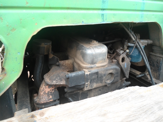 ขายด่วนหกล้อTL85 พร้อมตู้สีสิงห์เปลือยจัมโบ5ฟุตมีเล่มไม่มีชุดโอนราคาถูกรีบโทร 0843923995