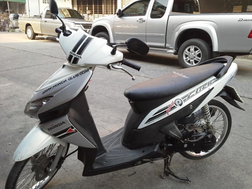 click ปี 51 สีขาว เทา รถเดิม เครื่องแน่น เอกสารครบ โอนได้เลยclick ปี 51 สีขาว เทา รถเดิม เครื่องแน่น เอกสารครบ โอนได้เลย