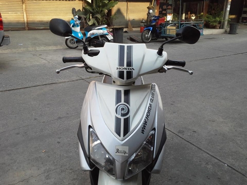 click ปี 51 สีขาว เทา รถเดิม เครื่องแน่น เอกสารครบ โอนได้เลยclick ปี 51 สีขาว เทา รถเดิม เครื่องแน่น เอกสารครบ โอนได้เลย