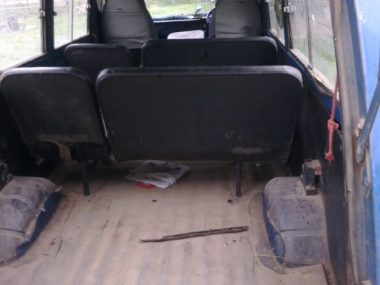 รถตู้เก่าครับ