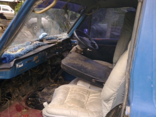 รถตู้เก่าครับ