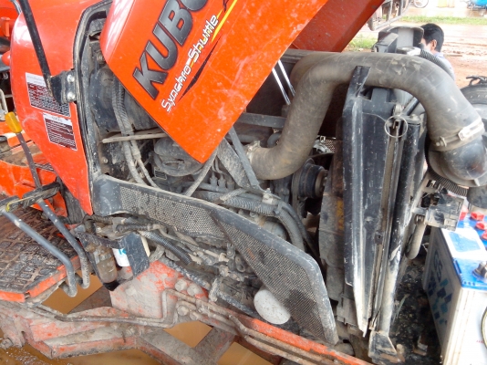 ขาย kubota 3608 + อุปกรณ์ 4 ชิ้น 677 ชม ขาย kubota 3608 + อุปกรณ์ 4 ชิ้น 677 ชม