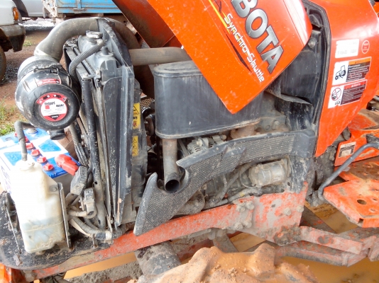 ขาย kubota 3608 + อุปกรณ์ 4 ชิ้น 677 ชม ขาย kubota 3608 + อุปกรณ์ 4 ชิ้น 677 ชม