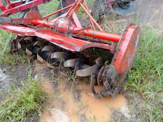 ขาย kubota 3608 + อุปกรณ์ 4 ชิ้น 677 ชม ขาย kubota 3608 + อุปกรณ์ 4 ชิ้น 677 ชม