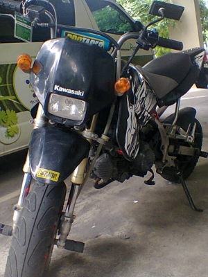 ขาย kawasaki ksr 110 cc สี ดำ ขาว ปี 51  31000.-  ส่งทัวไทยคับ