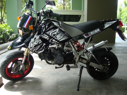 ขาย kawasaki ksr 110 cc สี ดำ ขาว ปี 51  31000.-  ส่งทัวไทยคับ