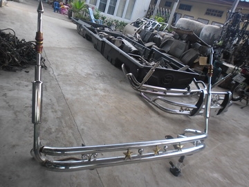 ขายกันชนรถตู้ตัวละ5000บ