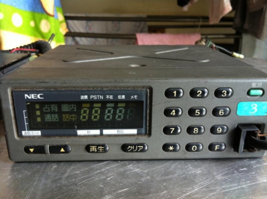 ขายวิทยุสื่อสารเก่าญี่ปุ้น พร้อมไมค์ สภาพสวยเดิมๆ