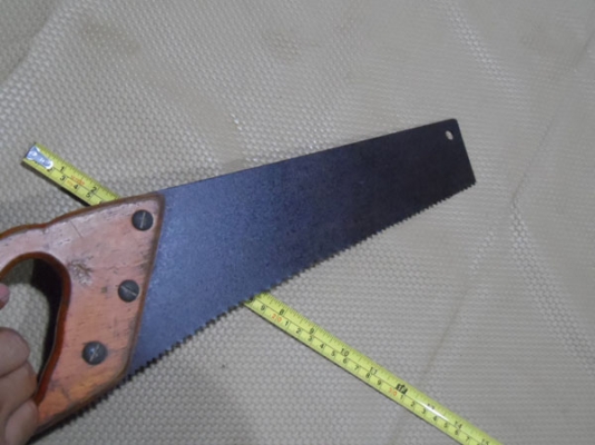 เลื่อยด้ามไม้จิ๋ว