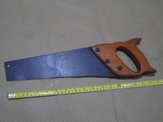 เลื่อยด้ามไม้จิ๋ว