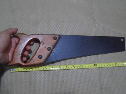 เลื่อยด้ามไม้จิ๋ว