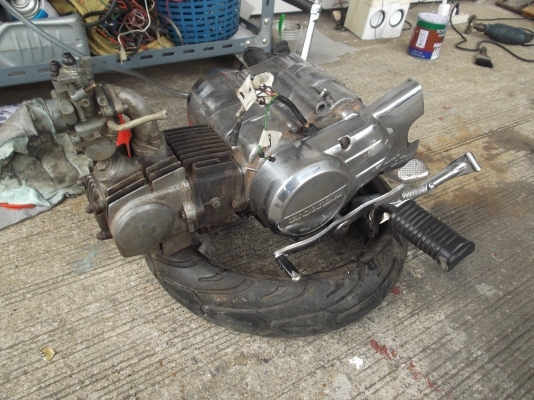 ขายเครื่อง ดรีมสภาพดีมากๆ +ชุดไฟครบ