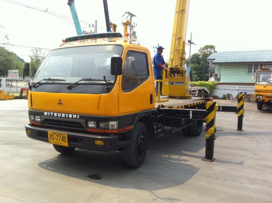 ขายรถกระเช้า TADANO 6 ล้อ รุ่น AT185CG ยกสูง 18.5เมตร ขายรถกระเช้า TADANO 6 ล้อ รุ่น AT185CG ยกสูง 18.5เมตร