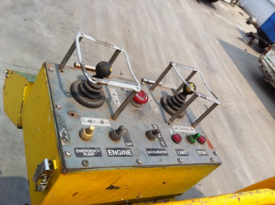 ขายรถกระเช้า TADANO 6 ล้อ รุ่น AT185CG ยกสูง 18.5เมตร ขายรถกระเช้า TADANO 6 ล้อ รุ่น AT185CG ยกสูง 18.5เมตร