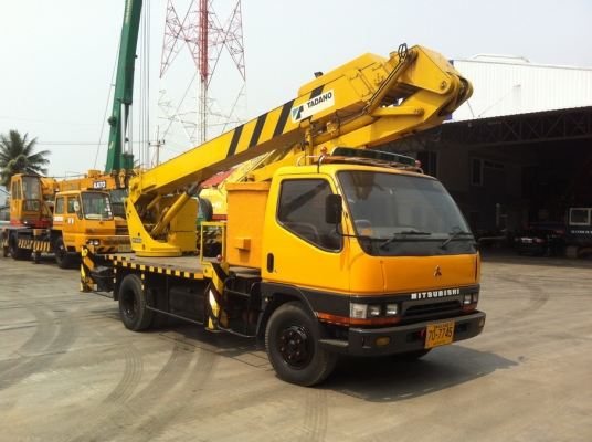 ขายรถกระเช้า TADANO 6 ล้อ รุ่น AT185CG ยกสูง 18.5เมตร ขายรถกระเช้า TADANO 6 ล้อ รุ่น AT185CG ยกสูง 18.5เมตร