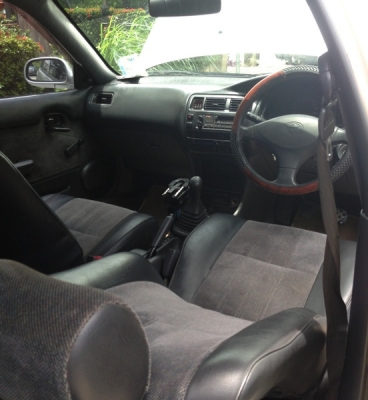 พร้อมใช้งาน น้ำมัน+LPG สียังสวยอยู่ ล้อแม็กยางใหม่ เอกสารครบพร้อมโอน