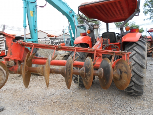 ขายรถแทรคเตอร์ รุ่น M6040 มือสองพร้อม ใบมีดดันดิน+ผานพรวน