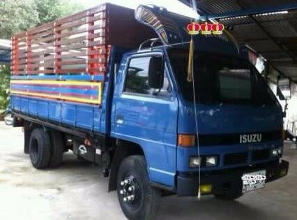 ขาย 6ล้อ สวยๆ ISUZU NPR59LU5 FM "เสี่ยสั่งลุย" ห้างแท้ปี38 เครื่องเดิมเกียร์เดิม 4BD1 115HP แรงแห้งไม่เยิ้มไม่หลวม ช่วงล่างเดิมๆคัสซีสวยไม่ผุไม่บวม กระบะคอกไม้สภาพสวย หัวบางเดิมภายในสวยคอนโซลครบ สีสวยเคลียร์แล้ว ยาง8.25ดี6เส้น พร้อมใช้ พร้อมลุยง