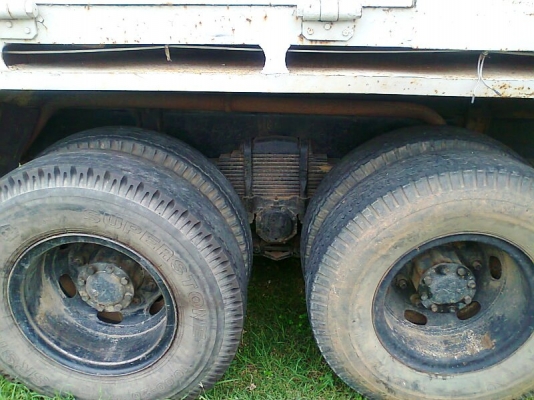 ขาย..รถสิบล้อ MITSUBISHI FN225K รถปี 25 เครื่องดี คัสซีสวย เก๋งสวย ภายในสวย มีแอร์เย็นฉ่ำ เบรคทิฟฟี่ รถสวย มีทะเบียนครบ.