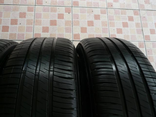 ขายยาง MICHELIN XM2----215-60-16----ปี12 สวยๆ (1 ชุด)