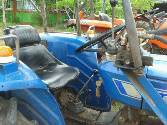 ขายรถไถ iseki  TS2510  25แรง พร้อมดันหน้า