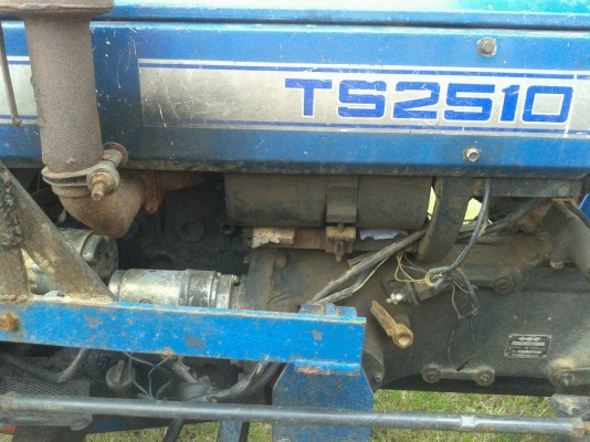 ขายรถไถ iseki  TS2510  25แรง พร้อมดันหน้า