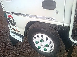 ขายรถ 6 ล้อดัมพ์ ISUZU NKR 100 แรงม้ารถห้างแท้ ปี 2549 รถวิ่งไป 160045 กิโลเมตร ราคา 700000
