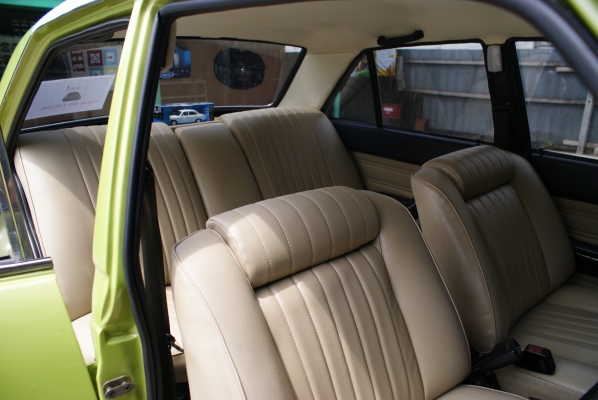 ขายรถ PEUGEOT 504 ปี 1978 ขายรถ PEUGEOT 504 ปี 1978