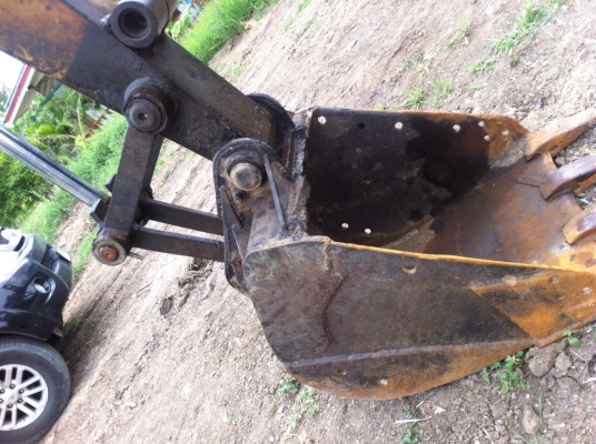 PC60-7เอกสารอินวอยล์ S/N48XXX ช่วงล่างสวย80\%