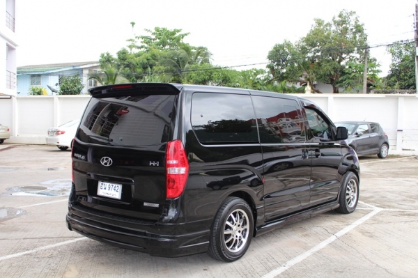 ขายด่วน Hundai H1 Deluxe 11 ที่นั่ง รถบ้าน ขายแล้ว ขายด่วน Hundai H1 Deluxe 11 ที่นั่ง รถบ้าน ขายแล้ว