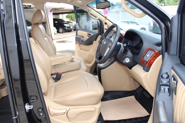 ขายด่วน Hundai H1 Deluxe 11 ที่นั่ง รถบ้าน ขายแล้ว ขายด่วน Hundai H1 Deluxe 11 ที่นั่ง รถบ้าน ขายแล้ว