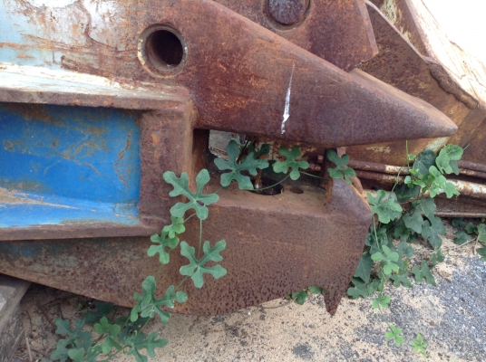 ต้องการขายด่วน ! ไวด์โบว์ ใช้กับ PC300-5 , 400-5