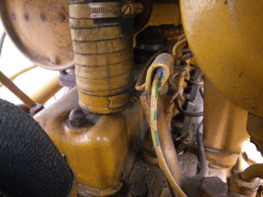 ขายด่วน รถแทรคเตอร์ตีนตะขาบ Komatsu D20PL-5 นำเข้าเองจากญี่ปุ่นแท้ ๆๆสวยมาก ๆๆๆ ขายด่วน รถแทรคเตอร์ตีนตะขาบ Komatsu D20PL-5 นำเข้าเองจากญี่ปุ่นแท้ ๆๆสวยมาก ๆๆๆ