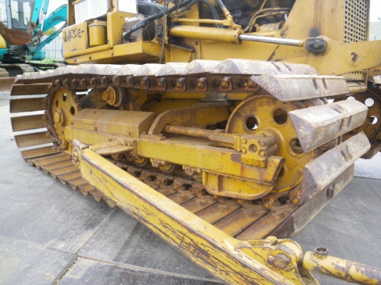 ขายด่วน รถแทรคเตอร์ตีนตะขาบ Komatsu D20PL-5 นำเข้าเองจากญี่ปุ่นแท้ ๆๆสวยมาก ๆๆๆ ขายด่วน รถแทรคเตอร์ตีนตะขาบ Komatsu D20PL-5 นำเข้าเองจากญี่ปุ่นแท้ ๆๆสวยมาก ๆๆๆ