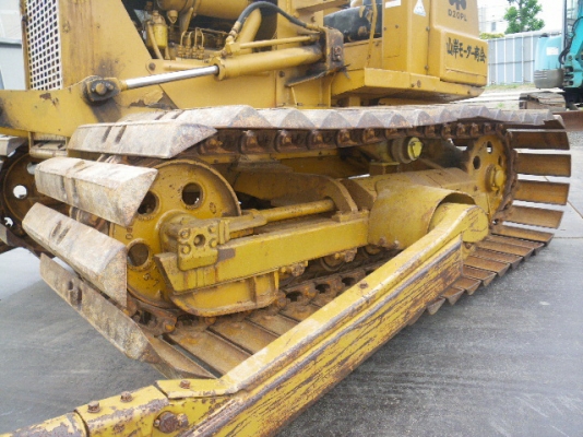 ขายด่วน รถแทรคเตอร์ตีนตะขาบ Komatsu D20PL-5 นำเข้าเองจากญี่ปุ่นแท้ ๆๆสวยมาก ๆๆๆ ขายด่วน รถแทรคเตอร์ตีนตะขาบ Komatsu D20PL-5 นำเข้าเองจากญี่ปุ่นแท้ ๆๆสวยมาก ๆๆๆ