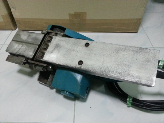 กบไฟฟ้ายี่ห้อ makita รุ่น 1100