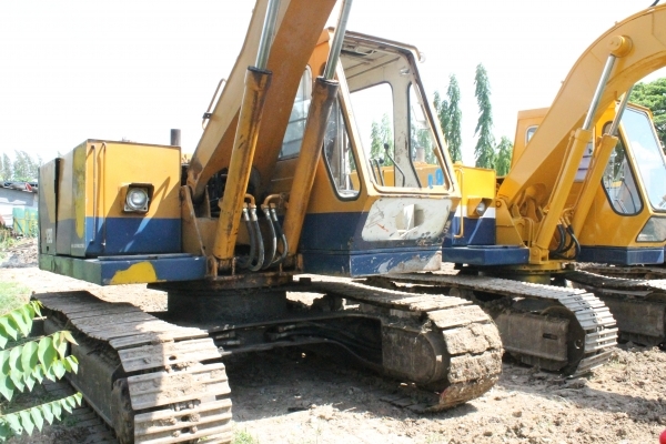 ขายรถแม็คโครKomatsu pc120-2 จำนวน2คัน กทม.คุยได้ครับ ขายรถแม็คโครKomatsu pc120-2 จำนวน2คัน กทม.คุยได้ครับ