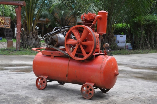 ขายปั้มลม FUJI นำเข้าจากญี่ปุ่น สภาพเดิมๆยังไม่เคยใช้งานในไทย ขาย16,500เท่านั้น