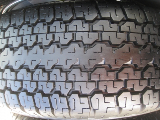 ขายล้อแม็ก Chevrolet 16"x6.5" et33 6รู139 + ยางปี 1112  สนใจติดต่อ เล็กคลองสามครับ (081-3747940)