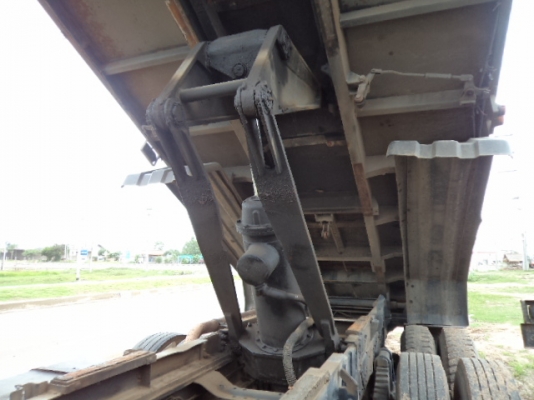 ขายรถอีซูซุJ10ล้อดั้มหัวร็อกเครื่อง185แรง เบรกทิฟี พวงมาลัยเพาเวอร์ เอกสารพร้อมโอน