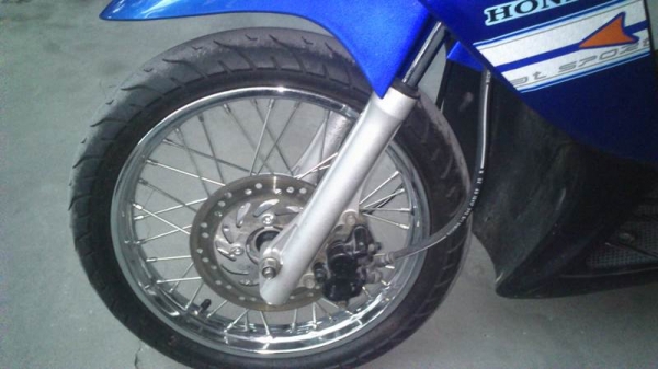 ขอขาย คลิ๊ก เดิมๆ เครื่องดีมาก สมบูรณ์ 95 \% ครับ